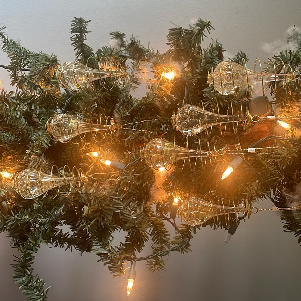 Wire & Acrylic Christmas Ornaments, Gold and Clear, Set of 7 - Picture 3 of 5